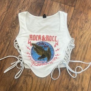 rock n roll crop top (sides tie)